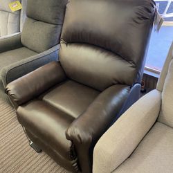 Power Lift Recliner Chair