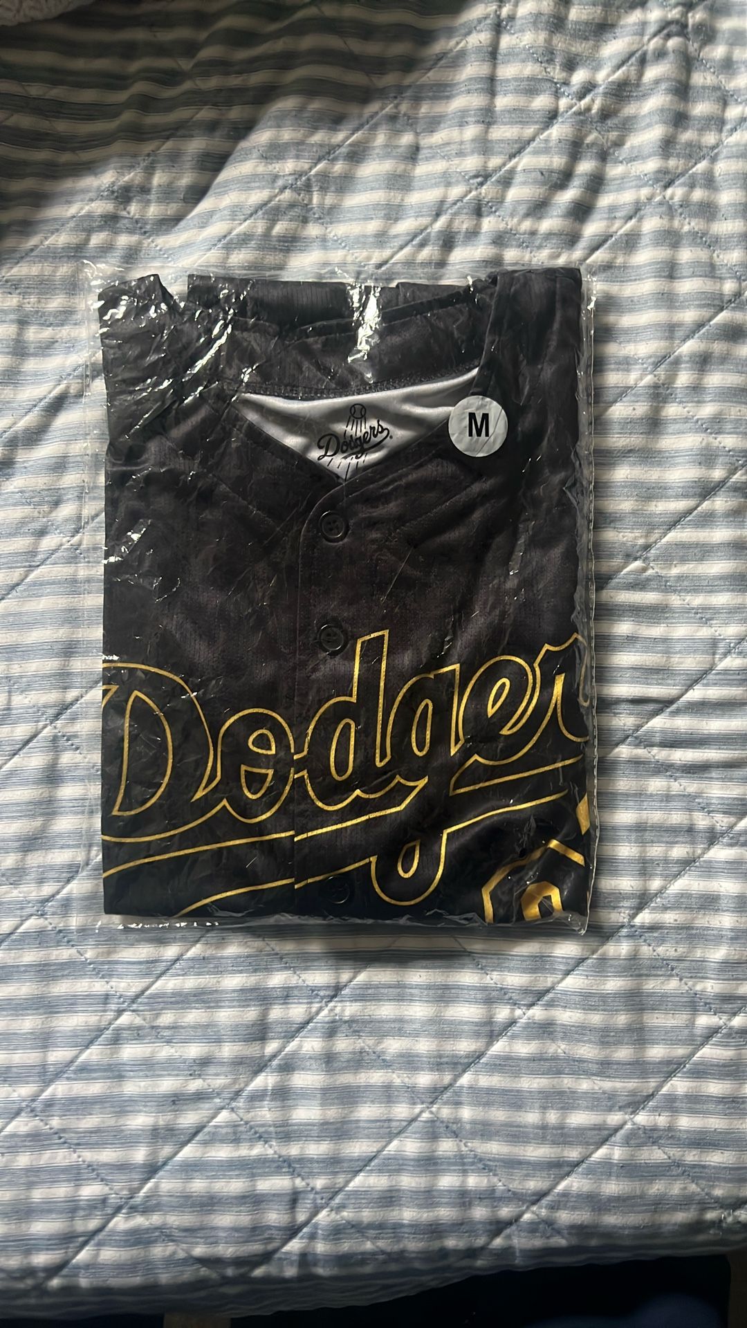 KOBE DODGERS JERSEY (LAKER NIGHT 08/24) ***NEVER WORN***