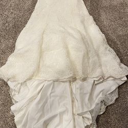 Wedding dress