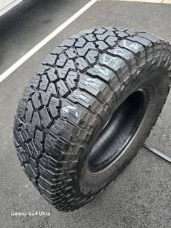 Only one used TireLt305 70r16 Falken WldpeakAT3 DOT 2023
 $70.00