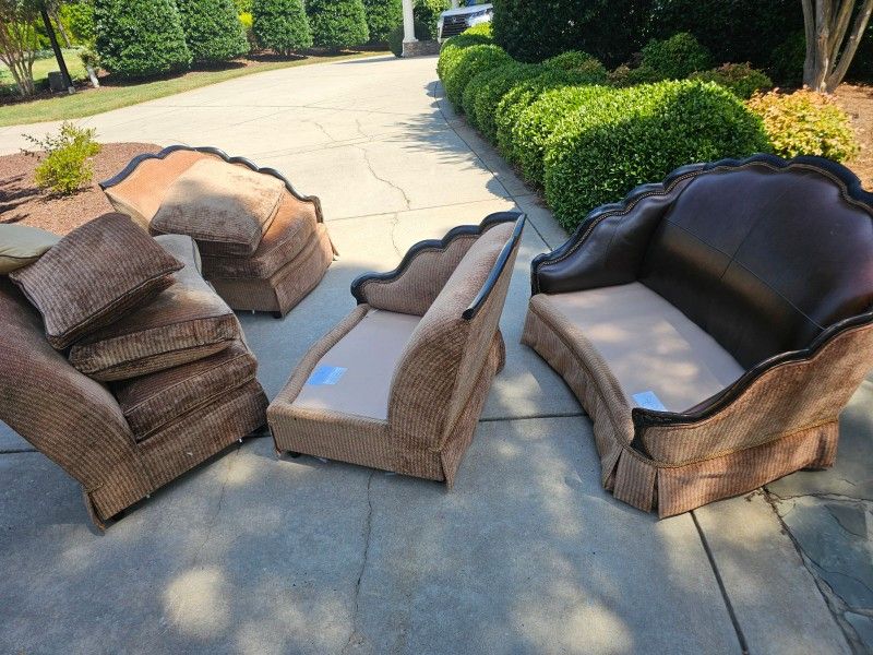 3 Pc Sectional/extra Leather Back Love Seat for Sale in Brentwood, NC
