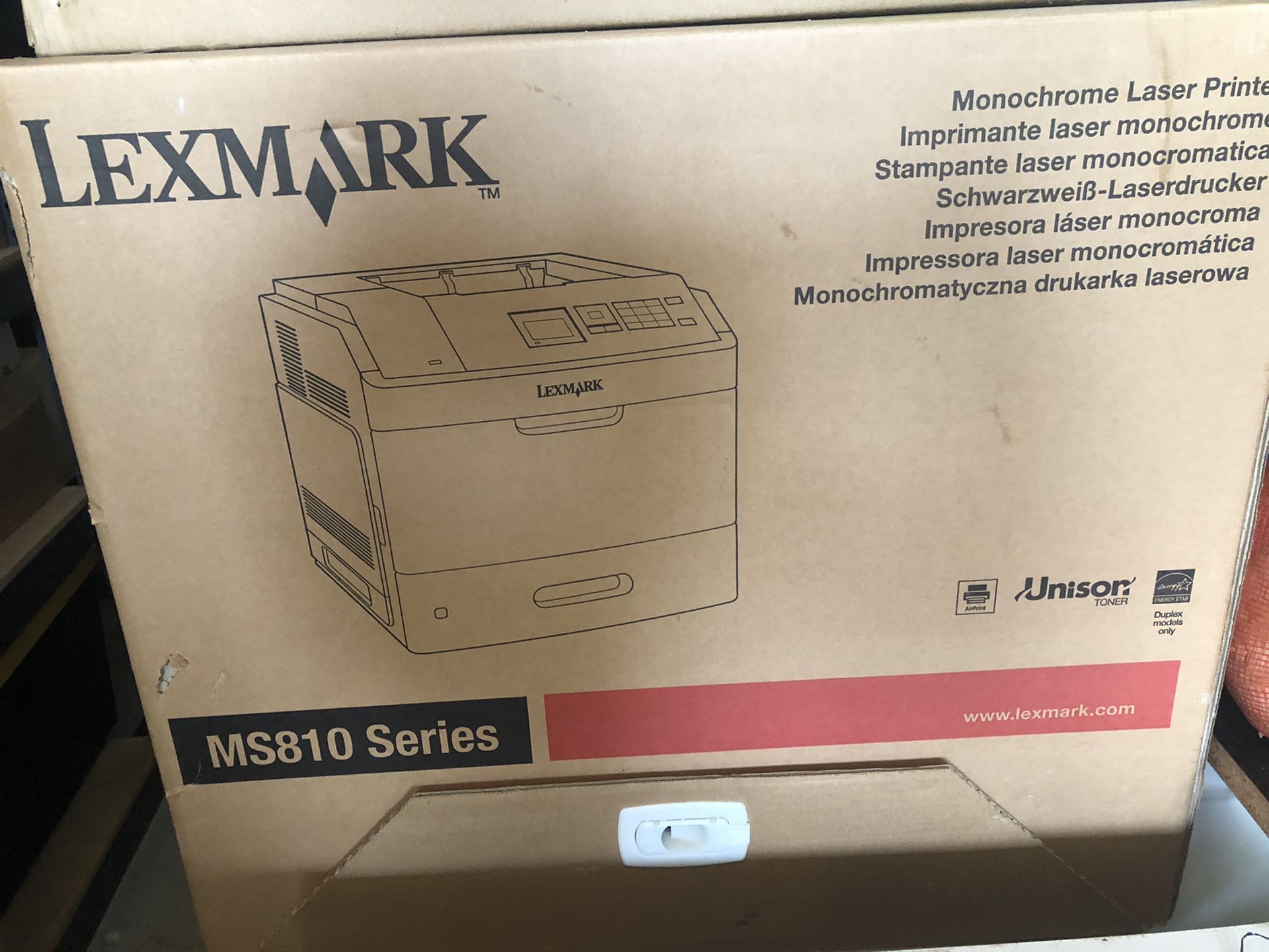 Lexmark MS810DN: Brand new with paper feed addition