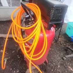 craftsman 22 gallon 130psi air compressor with new accessories and hose