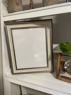 New 8x10 picture frame.$7 Each