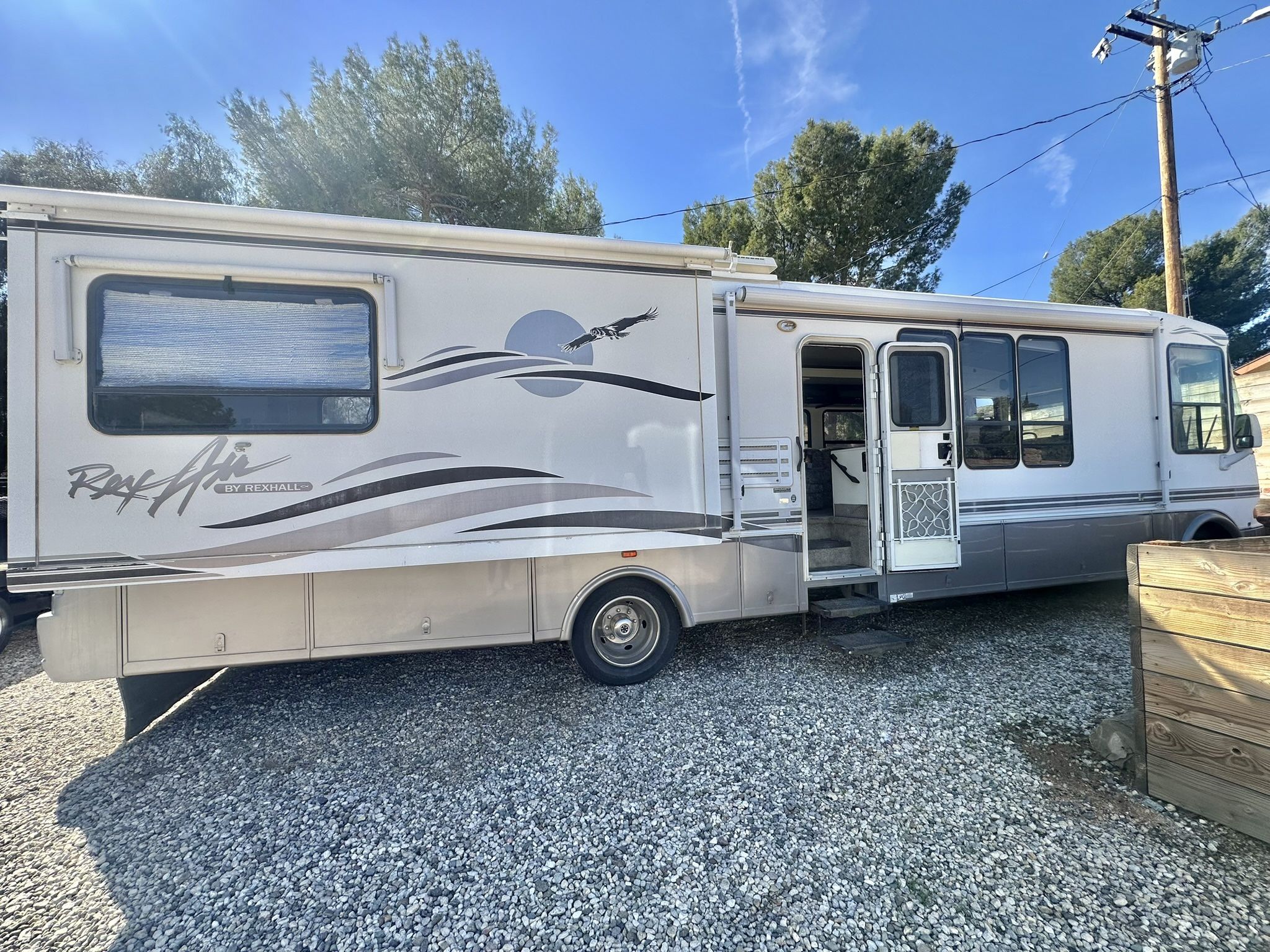 2001 REXHALL REX AIR