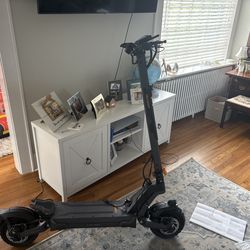 Electric scooter