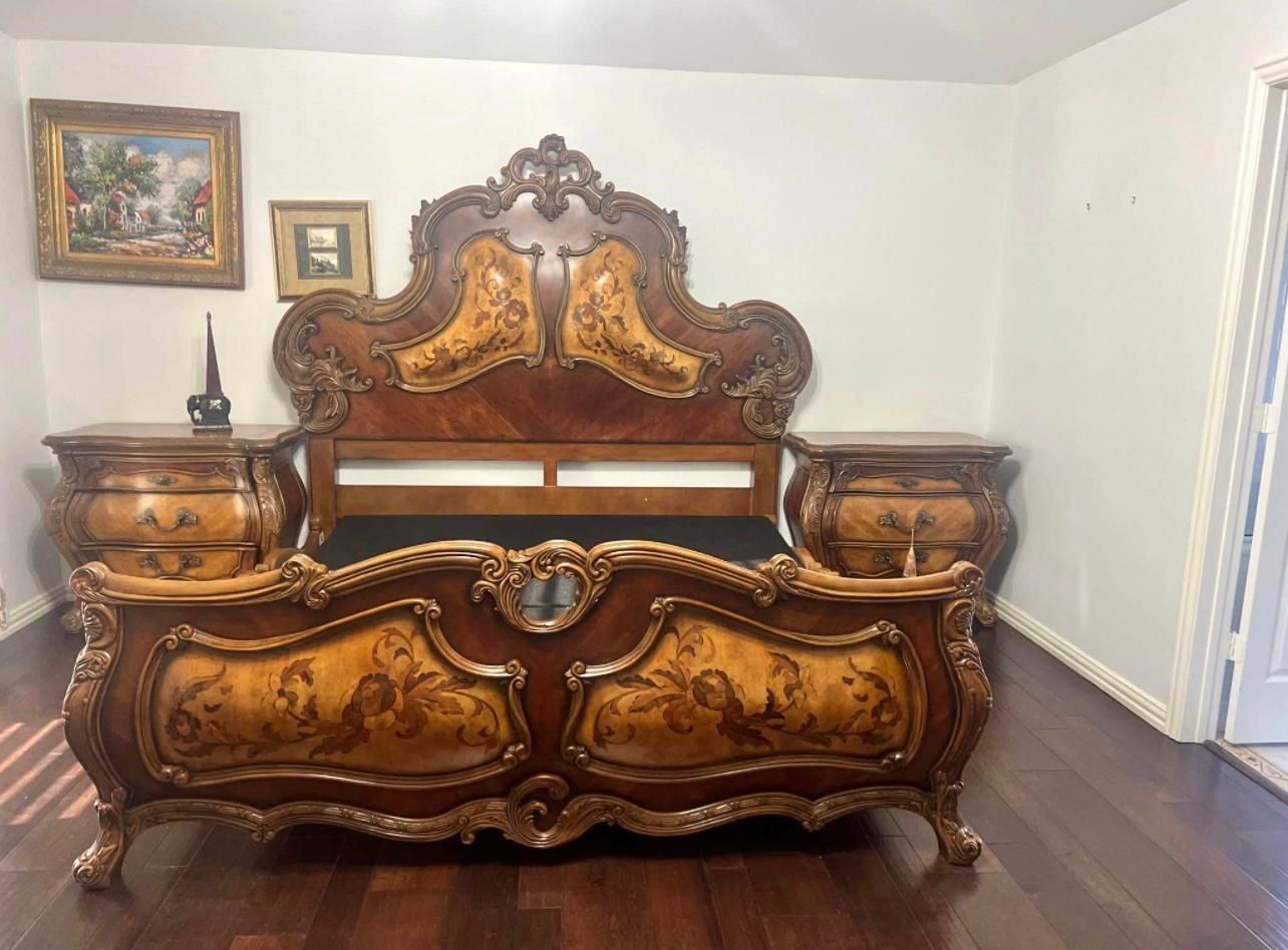 Michael AMINI Royale Palais Bedroom Set