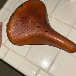 Brooks B67 Like New