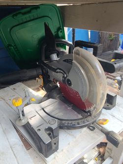 Chicago Electric Compound Miter Saw
