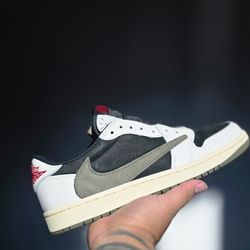 Jordan 1 Low Travis Scott Olive 