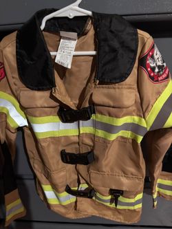 FIREFIGHTER costume (8-10) with accessories