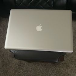 MacBook Pro 17 inch