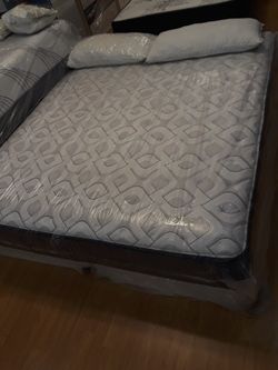 Sealy' s cal king Matress