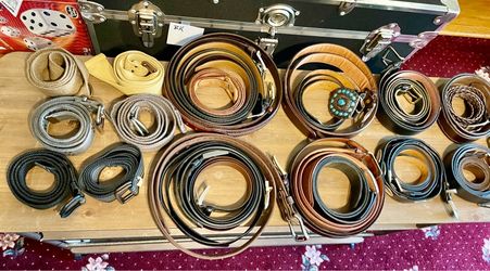Lot 28 Mens Belts Most Leather  & Some Strap Type Guc Many Sz 38 & Others