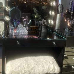 Beautiful Vanity Set 