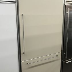 Gaggenau 36” Panel Ready Bottom Freezer Refrigerator 