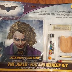 Makeup And Wig Kit New