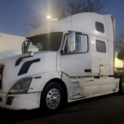 2018 Volvo D13