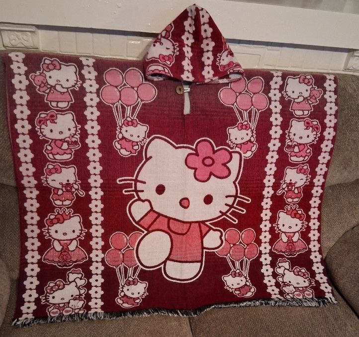 Hello Kitty Adult Poncho
