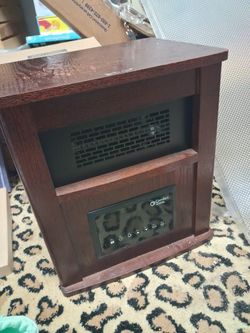 Comfort Zone Quartz Infrared Cabinet Heater.