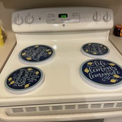 “FREE”Stove and over-the-range Microwave and Dishwasher