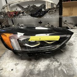 20-24 Ford Edge Headlight 