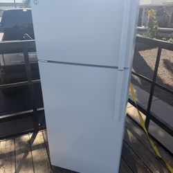 Refrigerator Top Freezer 30 Day Warranty 