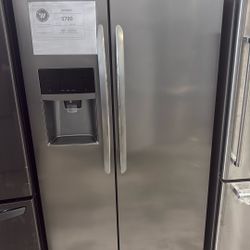 Frigidaire Gallery Side By Side Refrigerator 