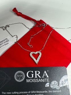 16-18 inch adjustable Moissanite silver heart necklace