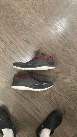 Men’s Nike sneakers