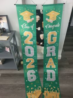Graduation pack  green whit gold. Banner and decorations