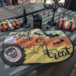 Halloween Decorations  (New)