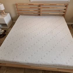 King Size Bed With Mattress 