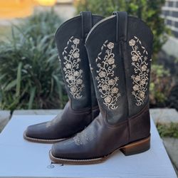 WOMEN WIDE SQUARE TOE CRAZY LEATHER BOOTS 