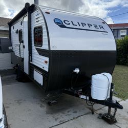 Coachmen Clipper Trailer