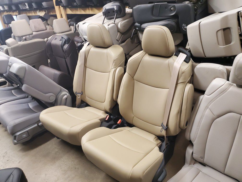 BRAND NEW LEATHER BUCKET SEATS WITH SEATBELTS  Gray And Tan Color 