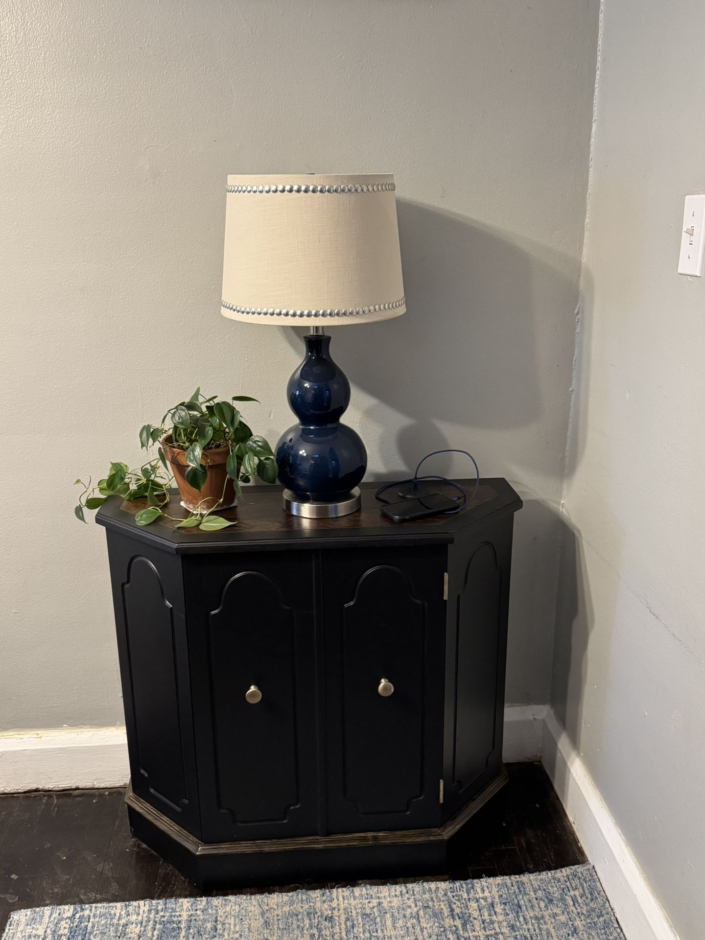 Newly Refinished Entryway/console Table W/ Upgrades