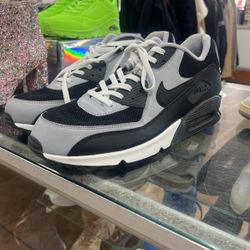 Nike Air Max Size 16