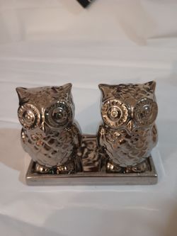 Owl Salt and Pepper Shaker Set