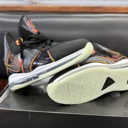 Lebron 8 Looney Tunes 