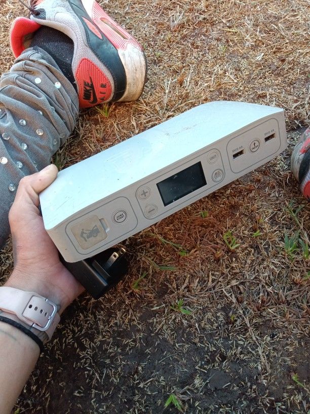Halo Car Jump Starter