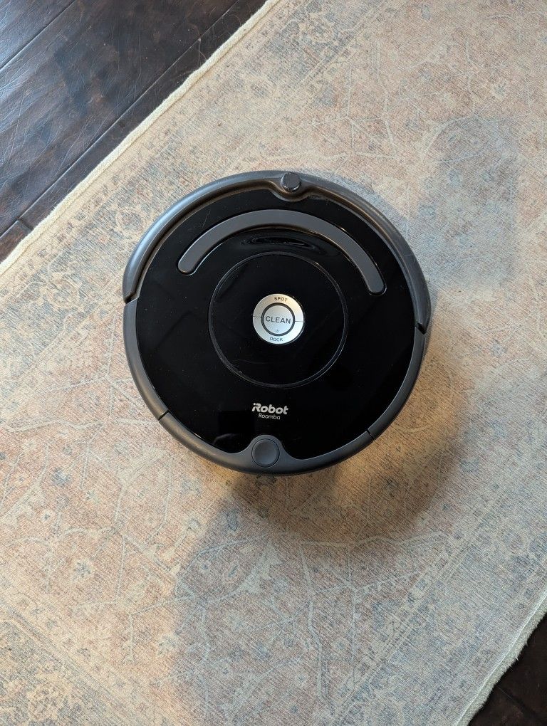 iRobot Roomba 675 - PENDING PICKUP 
