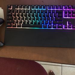 Apex Steelseries Keyboard/Logitech Gaming Mouse /Skytech Gaming Mouse 