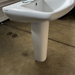 Pedestal Sink