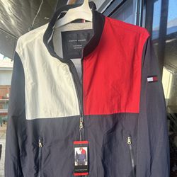 New Tommy Hilfiger Jacket Size Medium 