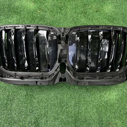 BMW X6 Upper Grille Shutter Air Vents 2020 2021 2022 2023 2024 2025