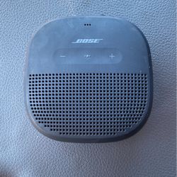 Portable Bluetooth Bose speaker