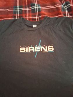 Sleeping with Sirens t-shirt Large