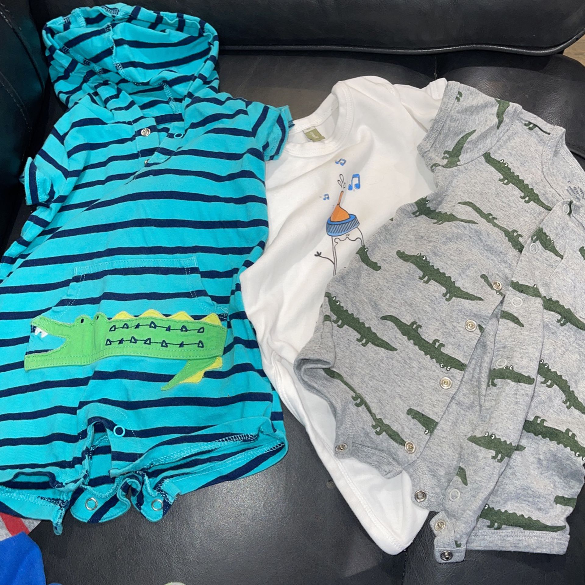 Onesies/Bodysuits - 6-9 Months $3 for All Clothes