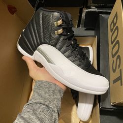 DS Jordan Playoff 12s size 9.5
